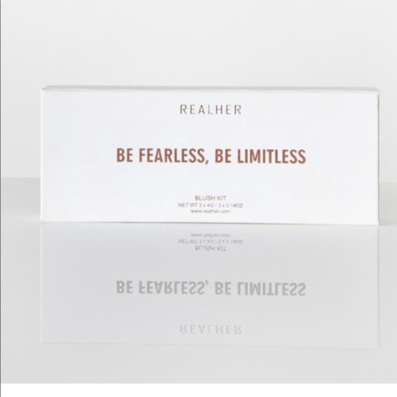 RealHer Blush Kit!! ☺️ New in shrink wrap!! - Picture 7 of 8